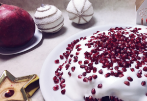 Torta all'acquafaba e melograno